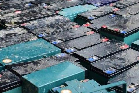 咸阳永寿收废旧三元锂电池✔上门回收汽车电池✔回收旧电瓶的厂家